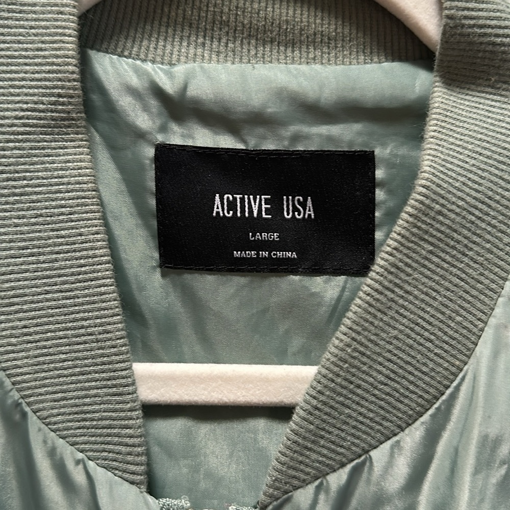 Women’s dusty green bomber jacket - Picture 2 of 6
